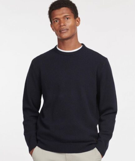 Barbour Essential Patch Crew Sweater i Navy - Udsalg!